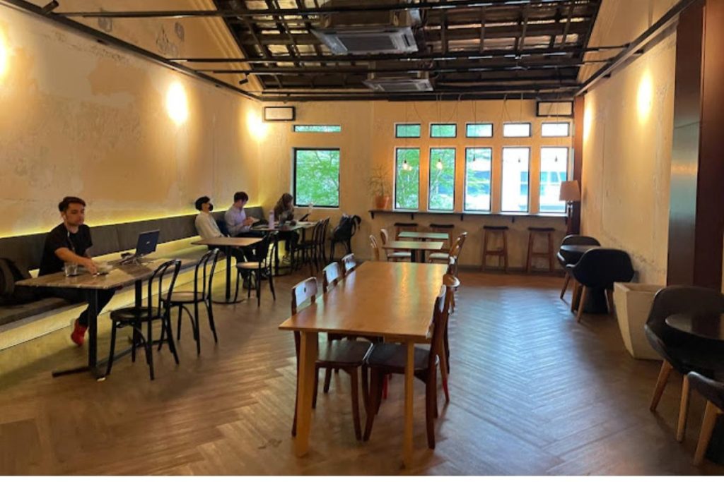 Top 15 Best Smoothie Bowls in Kuala Lumpur & Selangor 2025 4 Feeka-Coffee-Roasters-