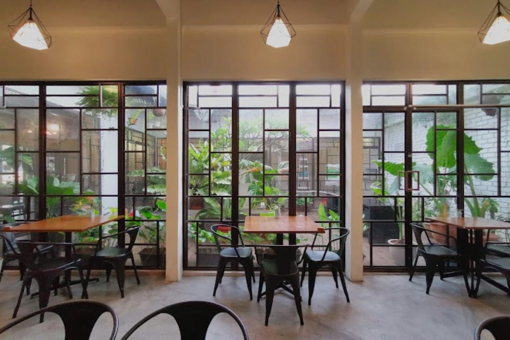 10 Restoran Menyajikan Poached Eggs Terbaik di Johor 2025 4 Fifty-Trees-