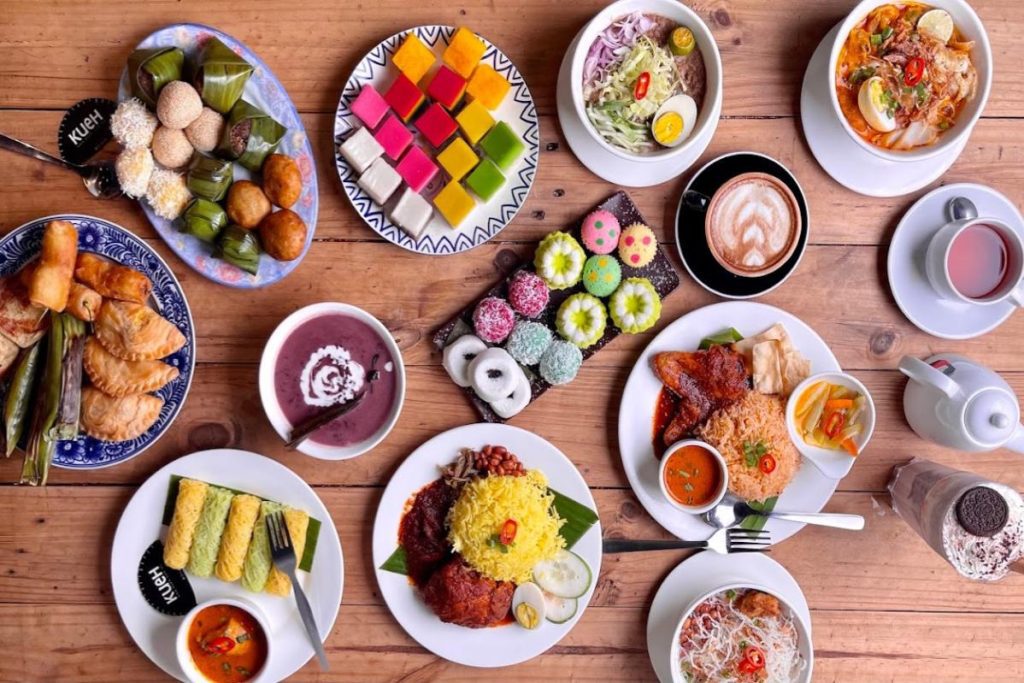 The 10 Must-Eat Nyonya Kuih KL & Selangor 2025 16 Kueh-Cafe
