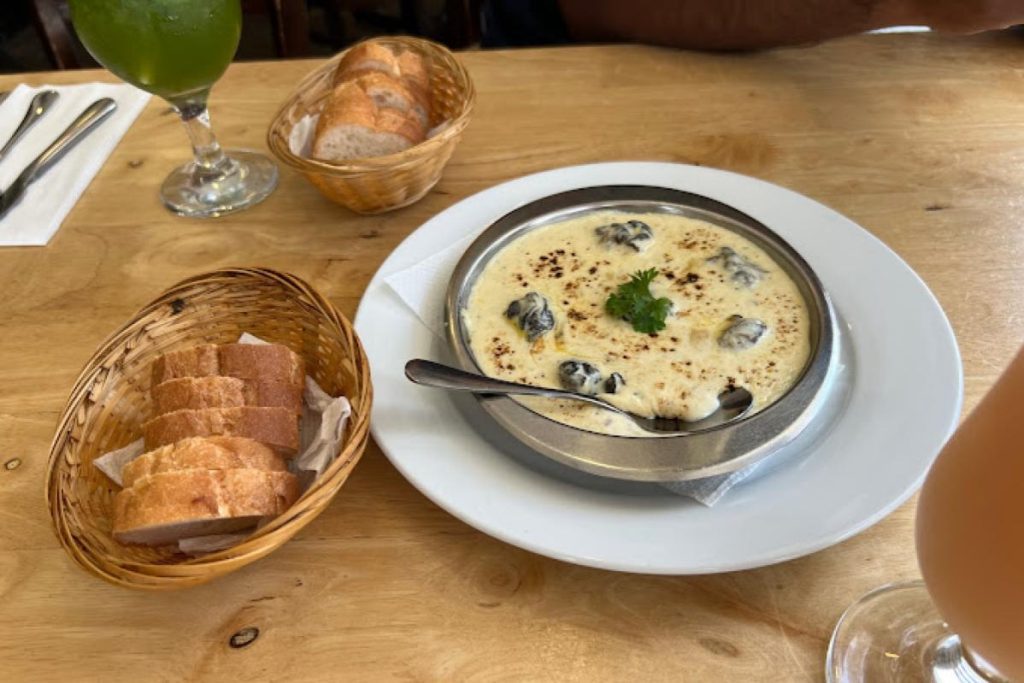 Top 15 Most Romantic Restaurants in Kuala Lumpur & Selangor 2025 17 La-Cocina-Restaurant-Tapas-Bar-