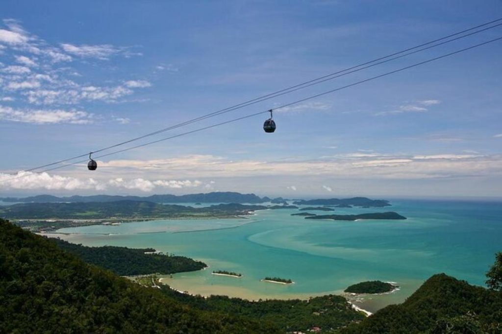 Top 10 Best Exotic Places To Visit In Langkawi 2025 3 Langkawi-Skybridge-Cable-Car-