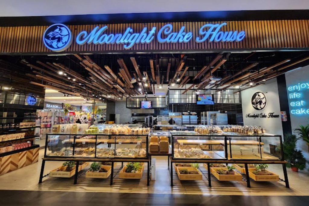 Top 16 Best Cake Shops in Johor Bahru 2025 22 Moonlight-Cake-House-KSL--