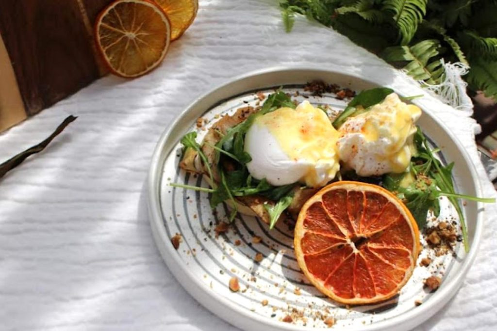 10 Restoran Menyajikan Poached Eggs Terbaik di Johor 2025 17 Principle-Cafe-by-T.A.M-Jalan-Trus-