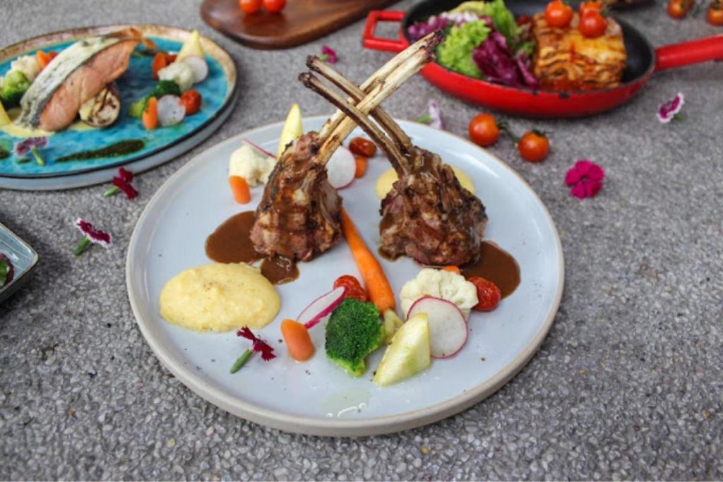 <strong>6 Restoran Rooftop Terbaik di Johor 2025</strong> 9 Skybar-Bar-Restaurant-