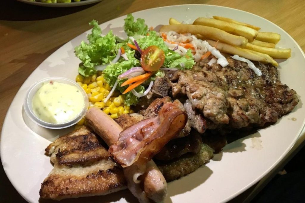 Top 10 Best Pork Chop in Penang 2025 11 Yaws-Roast-Grill-