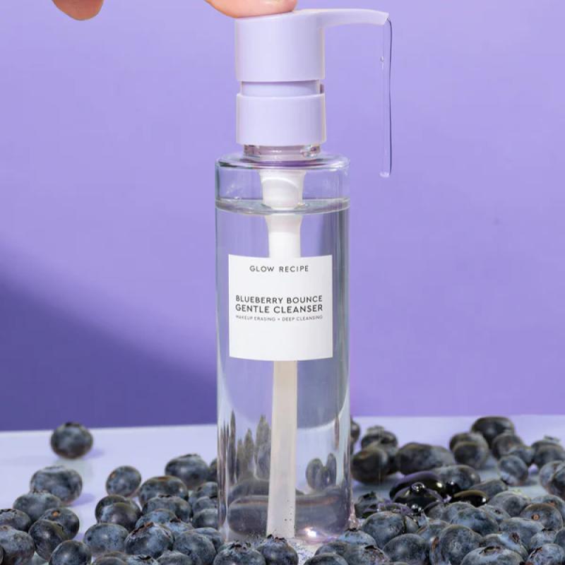 Top 10 Best Water-Based Cleansers in Malaysia 2026 10 Glow-Recipe-Blueberry-Bounce-Gentle-Cleanser-