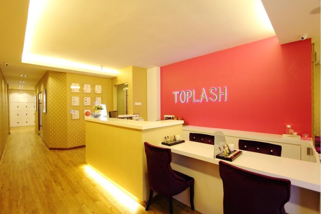 Top 10 Best Places for Natural Eyelash Extensions in KL & Selangor in 2025 5 TOPLASH-Mid-Valley-Megamall-