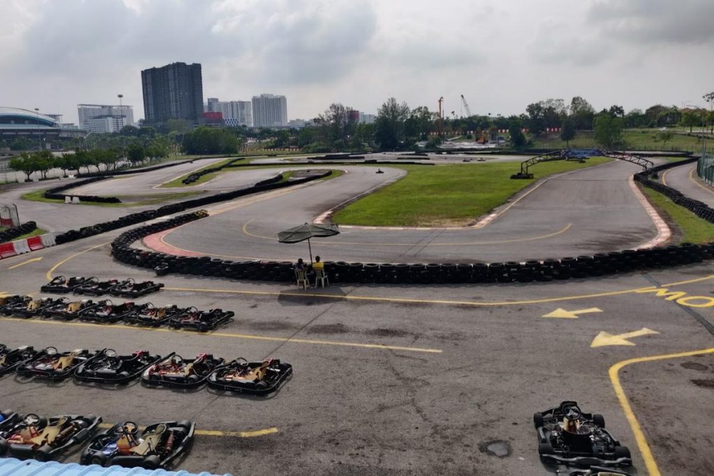 Top 15 Best Outdoor Team Building Activities in Malaysia 2025 11 untitled-rectangle-presentation---T.