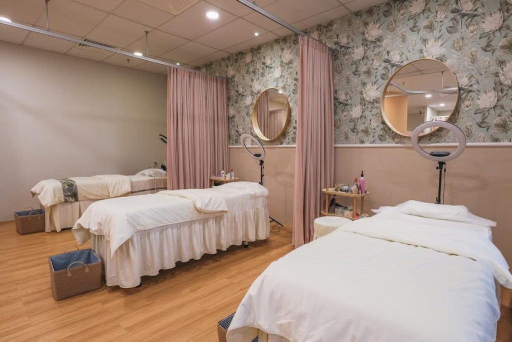 Top 10 Best Eyeliner Embroidery in KL & Selangor 2025 4 untitled-rectangle-presentation---T.