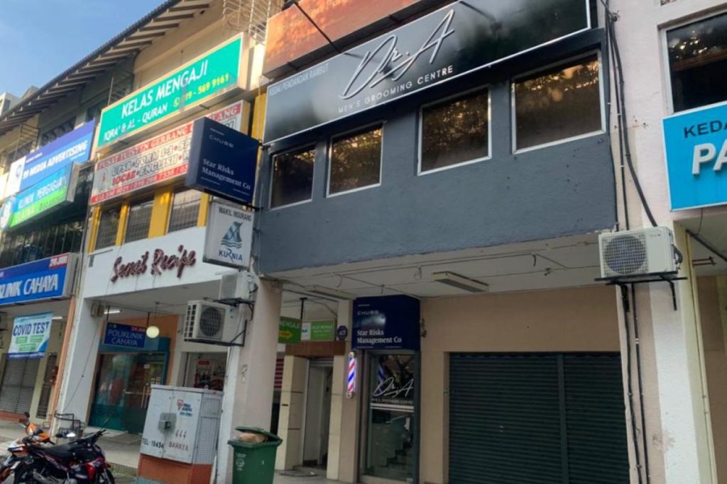 Top 20 Best Barber Shops in KL & Selangor 2025 39 untitled-rectangle-presentation---T.