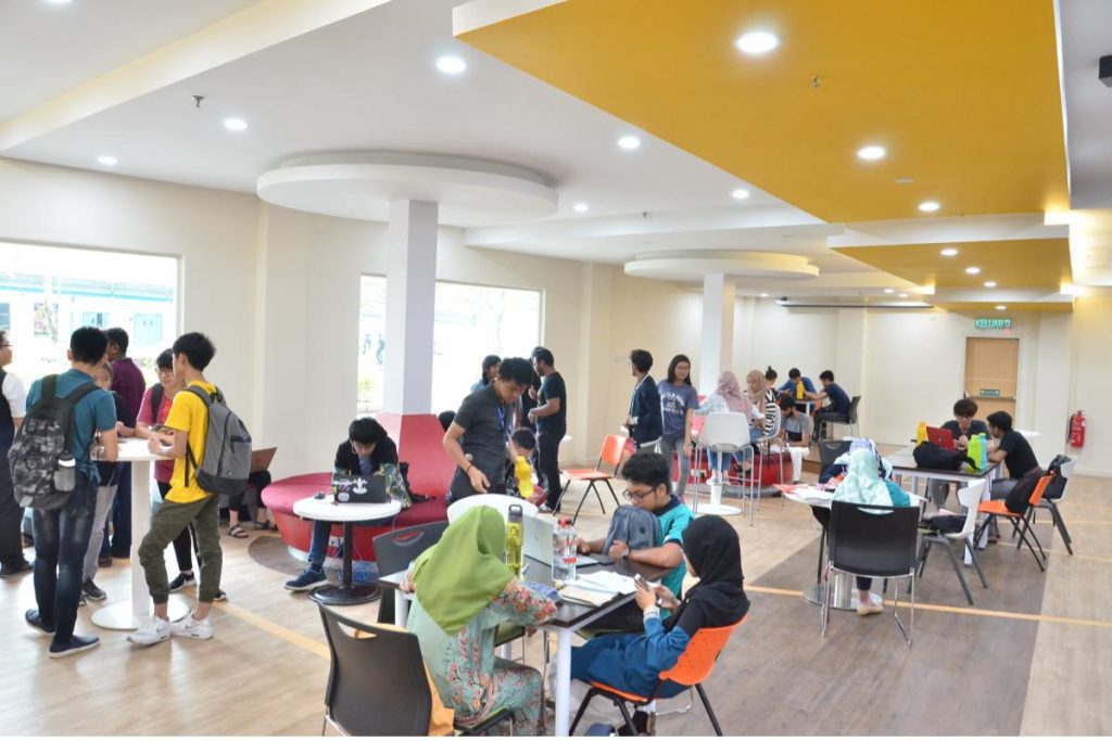 Top 15 Best Private Universities in Malaysia 2025 5 untitled-rectangle-presentation---T.