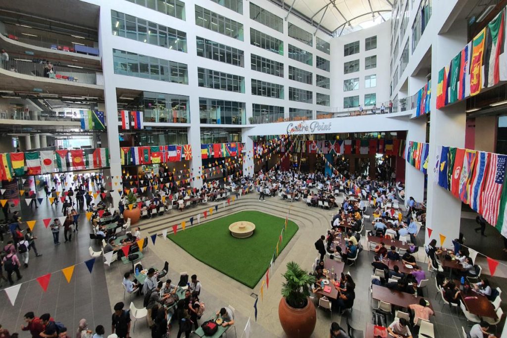 Top 15 Best Private Universities in Malaysia 2025 7 untitled-rectangle-presentation---T.