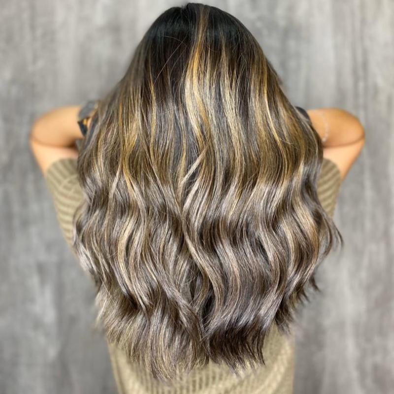 20 Salun Rambut Terbaik di KL & Selangor 2025 28 untitled-square-presentation---T.