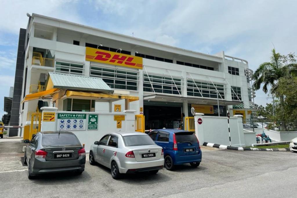 Top 10 Best International Courier Services in Malaysia 2025 5 DHL-Express-