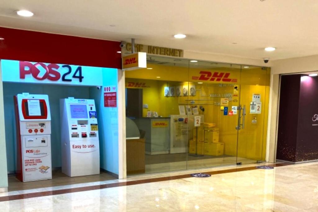 Top 10 Best Courier Services in KL & Selangor 2025 11 DHL-Express-