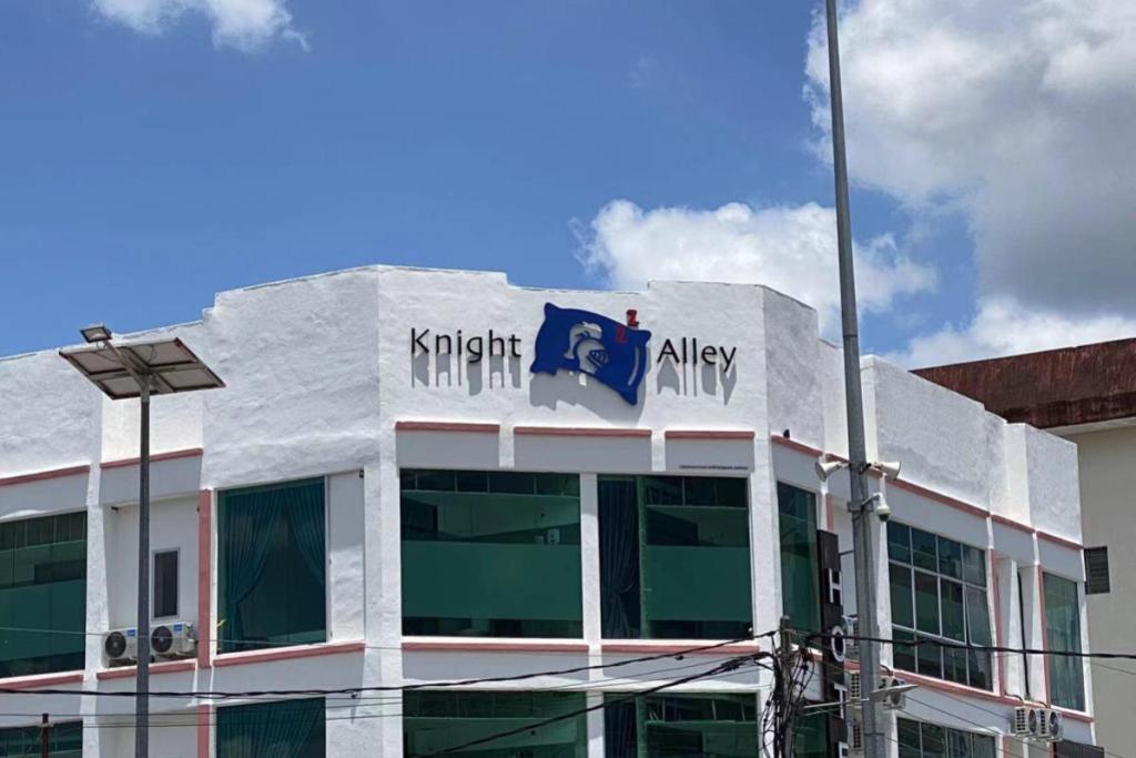 Top 10 Best Budget-Friendly Hotels in Taiping 2025 6 Knight-Alley-Hotel