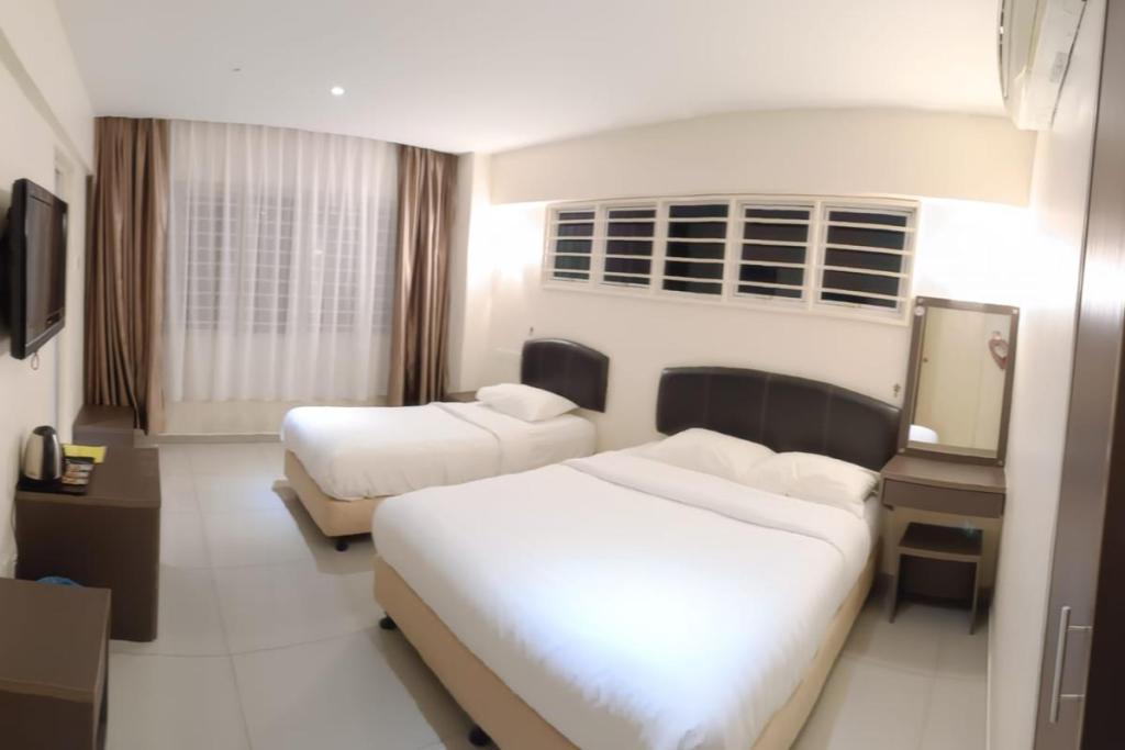 Top 10 Best Budget-Friendly Hotels in Bukit Bintang 2025 13 SunGold-room
