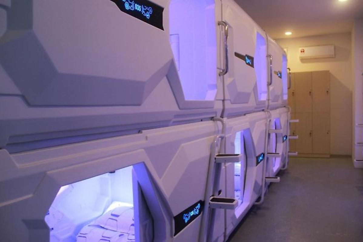 Top 10 Best Budget-Friendly Hotels in Kota Kinabalu 2025 5 Space-Cap-capsule-style-accommodation