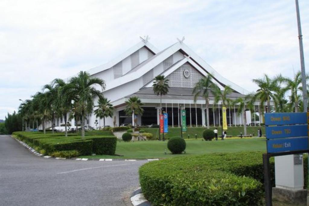 Top 15 Best Accounting Universities in Malaysia 2025 14 Universiti Utara Malaysia 4