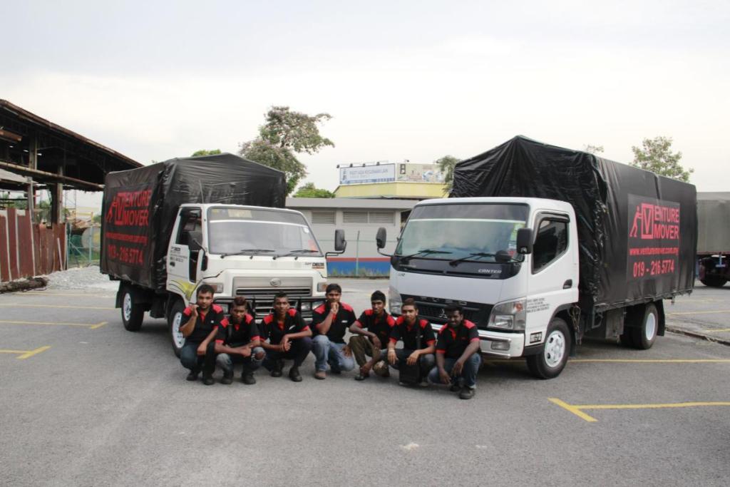 Top 10 Best House Packers & Movers in KL 2026 5 Venture-Mover-staff