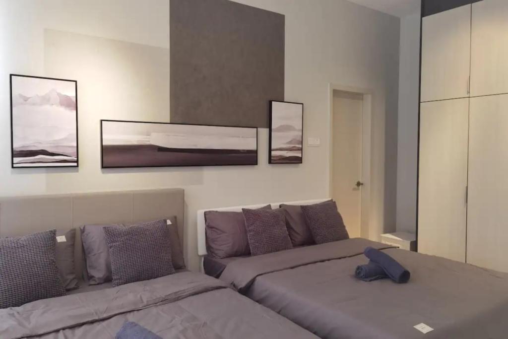 Top 10 Best Airbnbs in Genting Highlands 2025 4 Vest-Home-bedroom