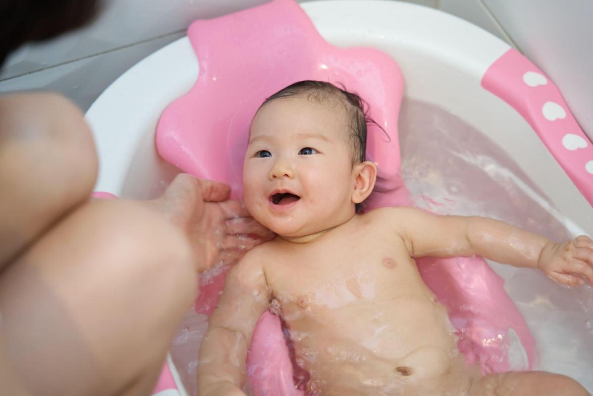 Expert Baby Care Tips and Essential Products in Malaysia 6 baby 1