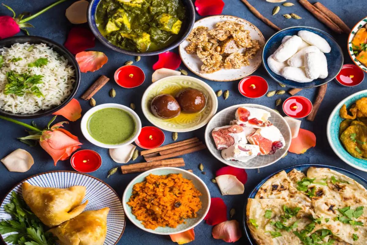 10 Perkara Terbaik Untuk Dilakukan Semasa Deepavali 2024 10 Have A Feast With Your Loved Ones