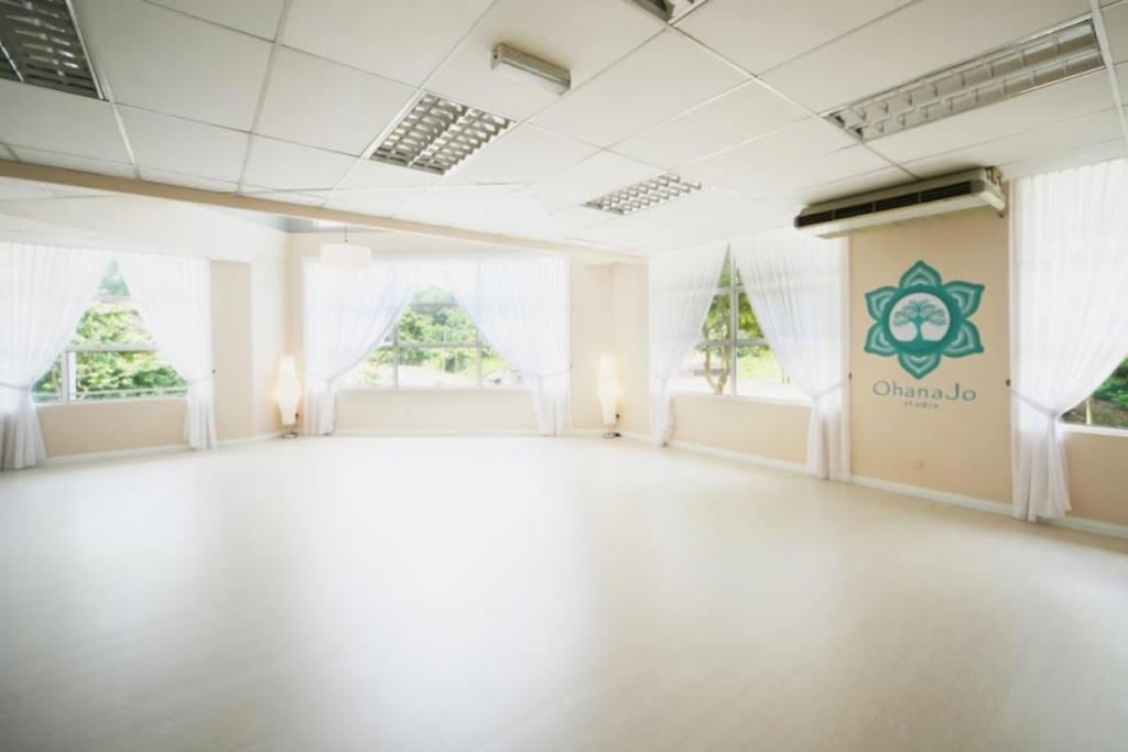 Top 10 Best Yoga Classes in Kuala Lumpur & Petaling Jaya 2025 4 OhanaJo-Studio-interior