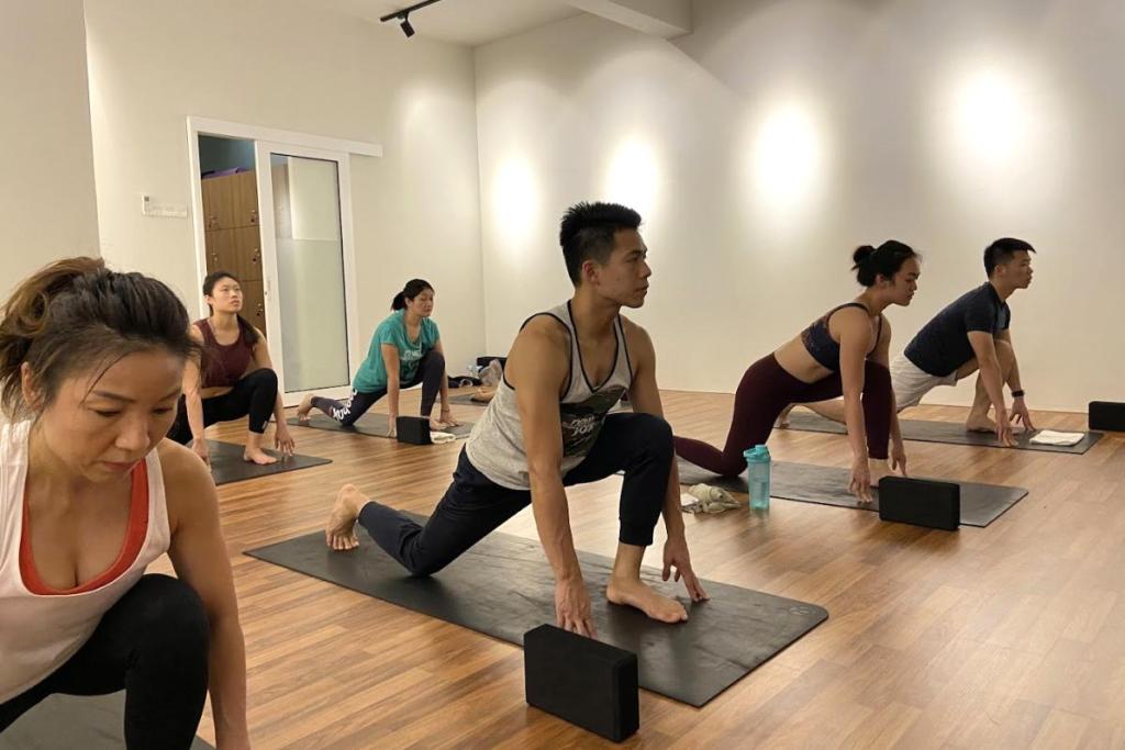 Top 10 Best Yoga Classes in Kuala Lumpur & Petaling Jaya 2025 19 Ommosapiens-Movement-Yoga-class