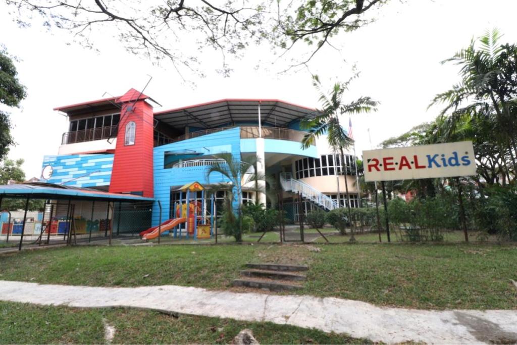 Top 10 Best Kindergartens in Puchong 2025 12 R.E.A.L-Kids-Puchong-Jaya-exterior