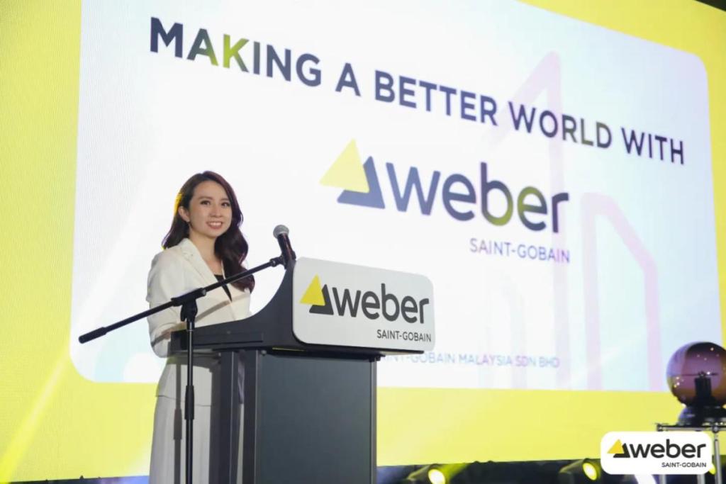 Top 10 Best Freelance and Professional Emcees in Malaysia 2025 19 Vivienne-Wong-weber-promotional-event