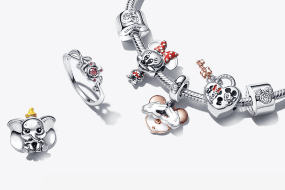 Top 30 Best Christmas Gift Ideas in Malaysia 2023 5 travel 4 1