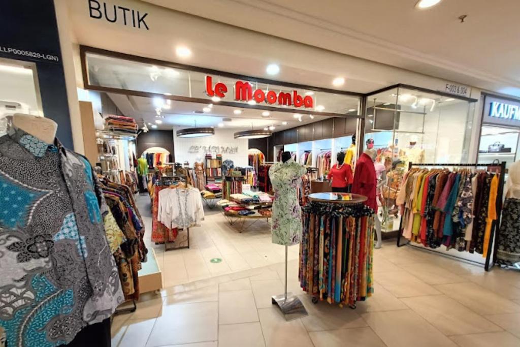 Top 10 Best Batik Shops in Malaysia 2025 6 Batik-Shop-Le-Moomba