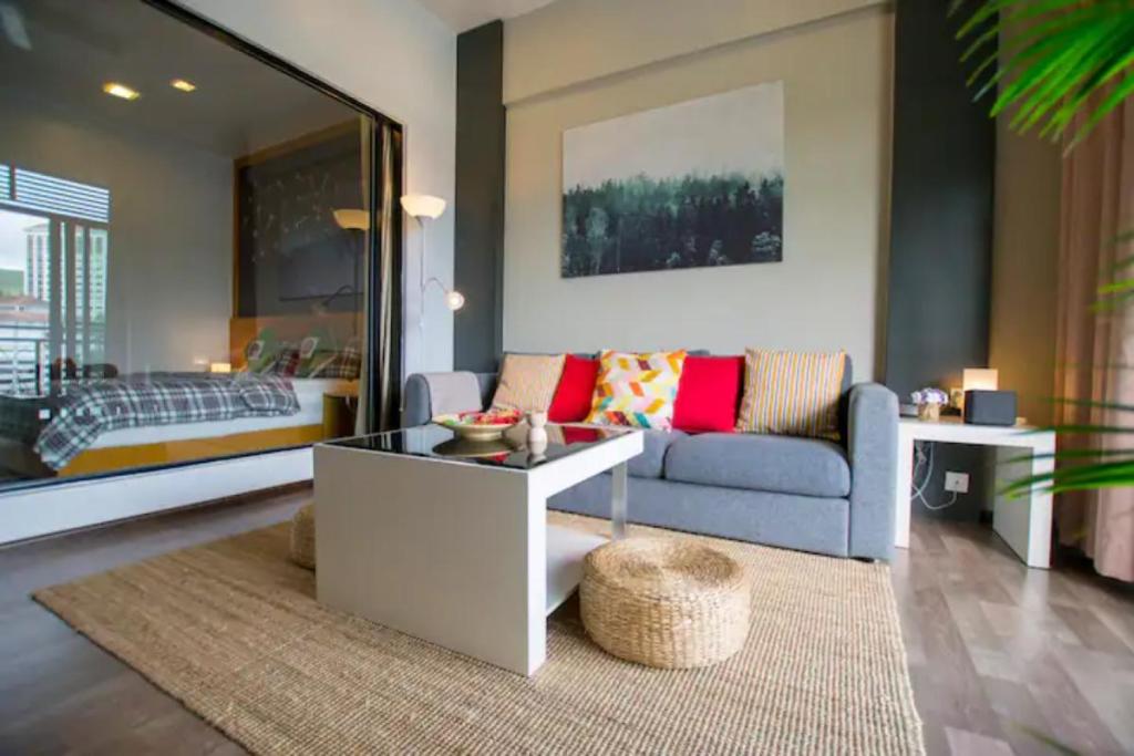 Top 10 Best Airbnbs in Cameron Highlands 2025 5 Aranda-Nova-living-space