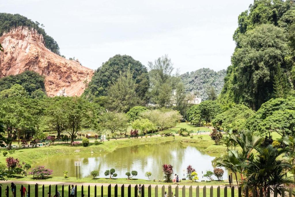 Top 10 Best Family Activities in Ipoh 2025 8 Kek-Look-Tong-peaceful-environment