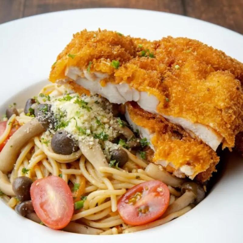 Top 10 Best Restaurants in Cyberjaya 2025 5 Giggles-Geeks-western-food