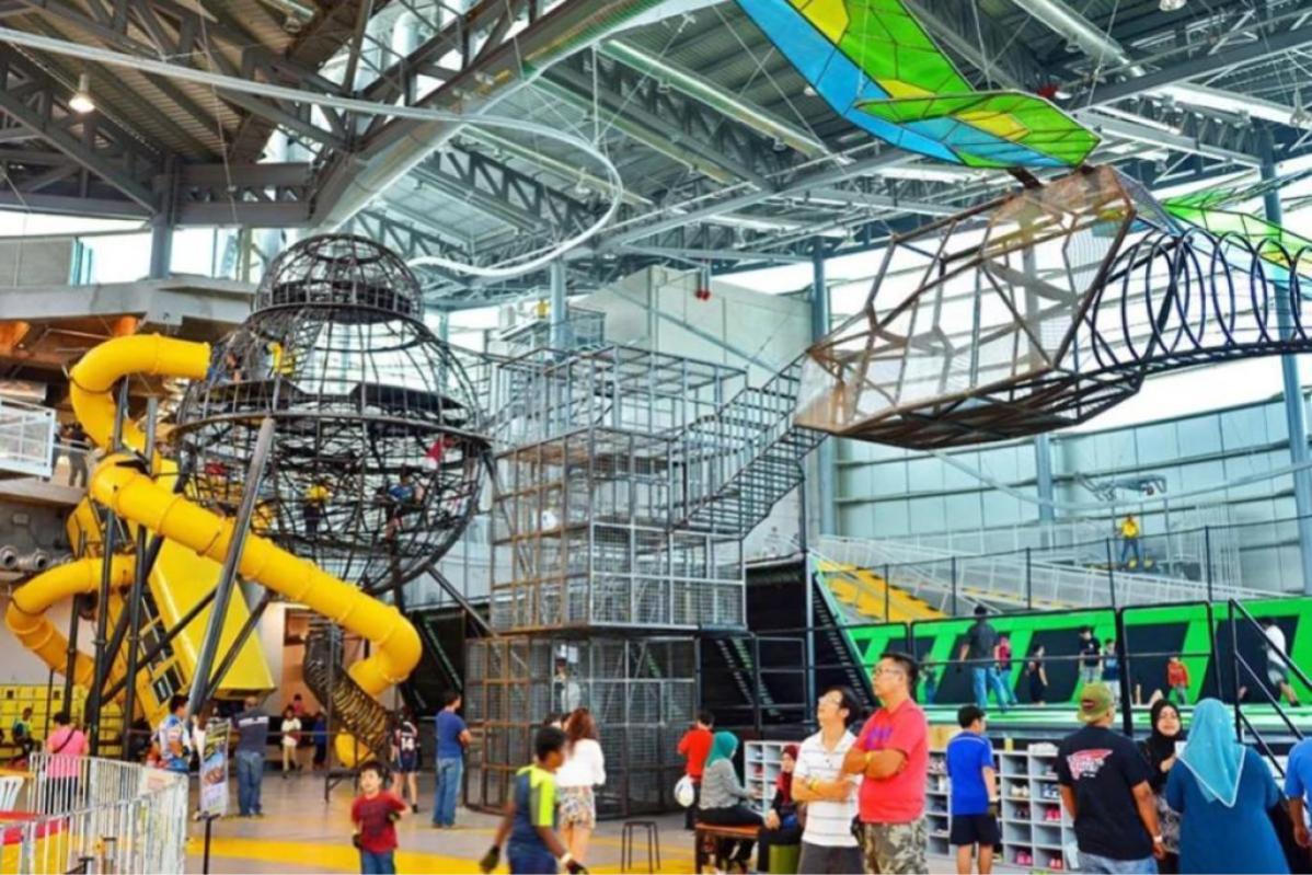 Top 10 Best Shopping Malls for Hangouts in Klang Valley 2025 9 IOI-City-Mall-District-21