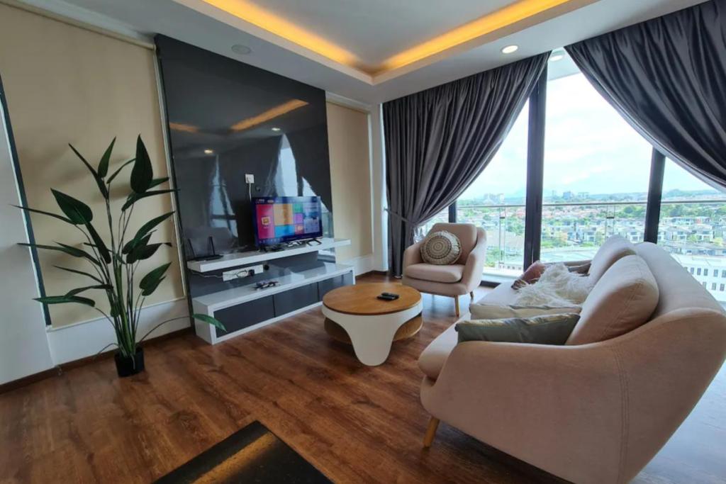 Top 10 Best Airbnbs in Kuching 2025 6 Jazz-Suites-living-room