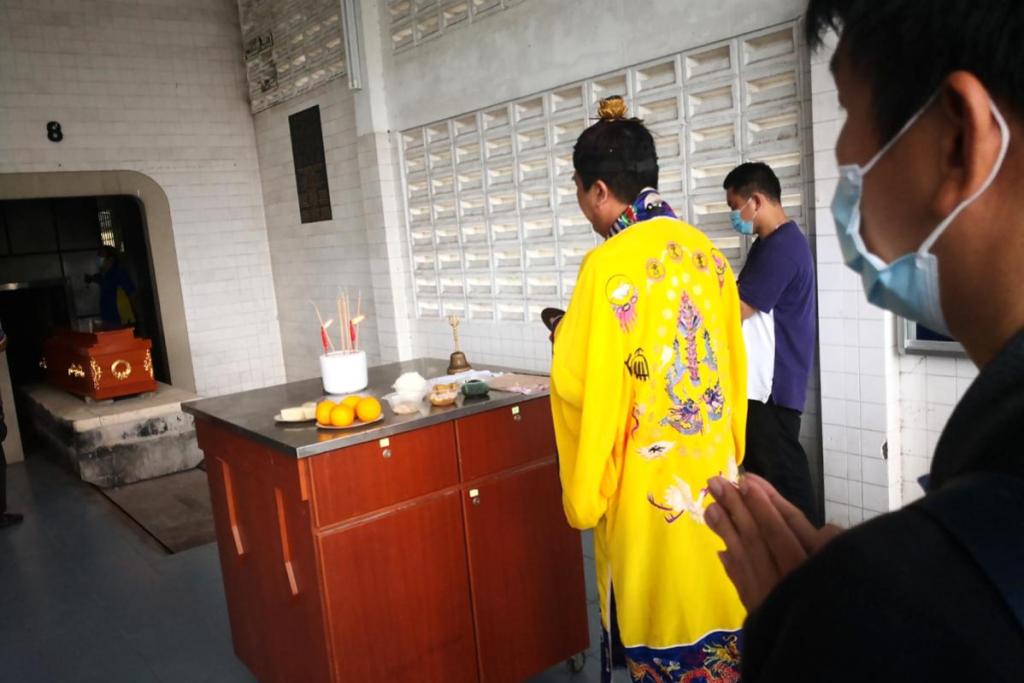 Top 10 Best Funeral Services in Malaysia 2026 19 Paradise-Funeral-priest-service