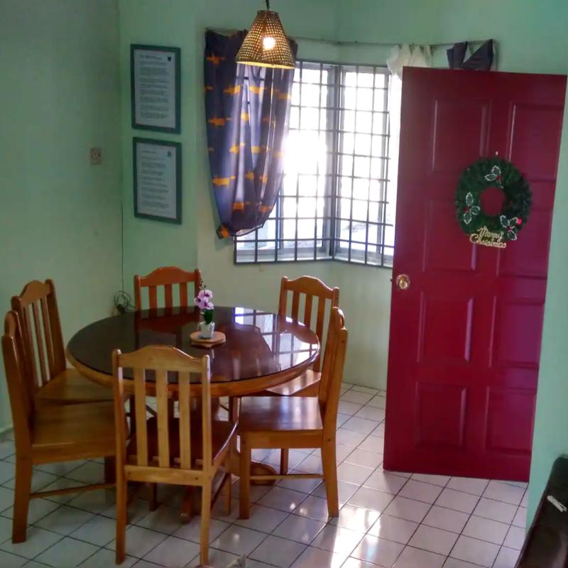 Top 10 Best Airbnbs in Kota Kinabalu 2025 7 Sri-Kepayan-Stay-interior