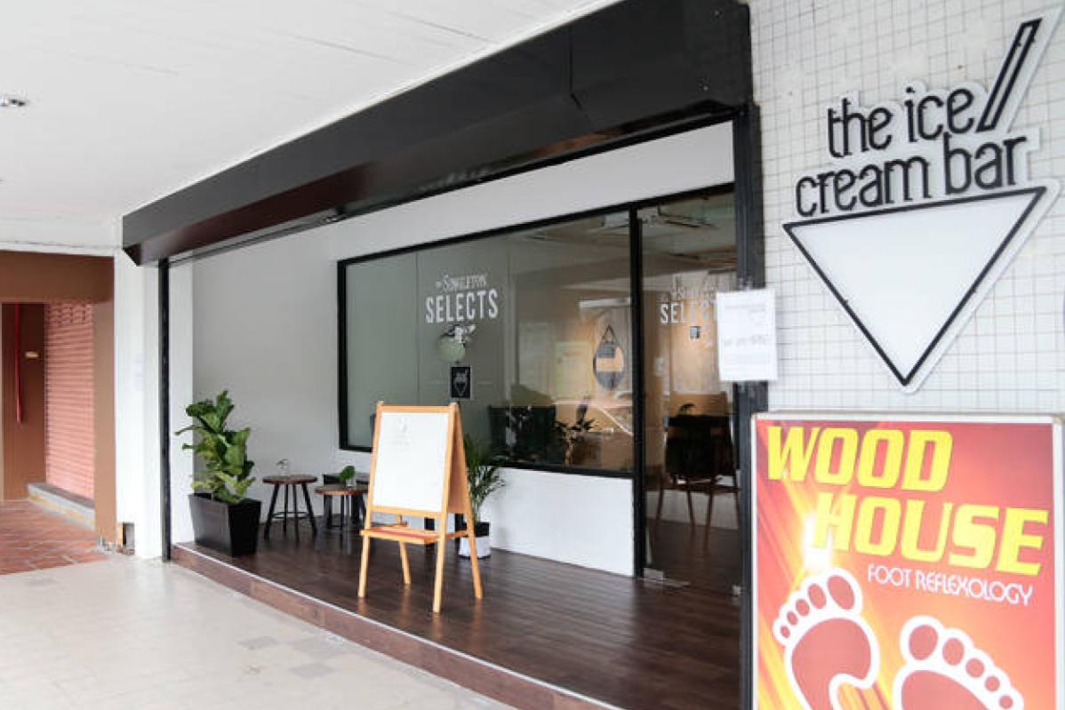 Top 10 Best Dessert Places in Kuala Lumpur 2025 10 Ice-Cream-Bar-exterior