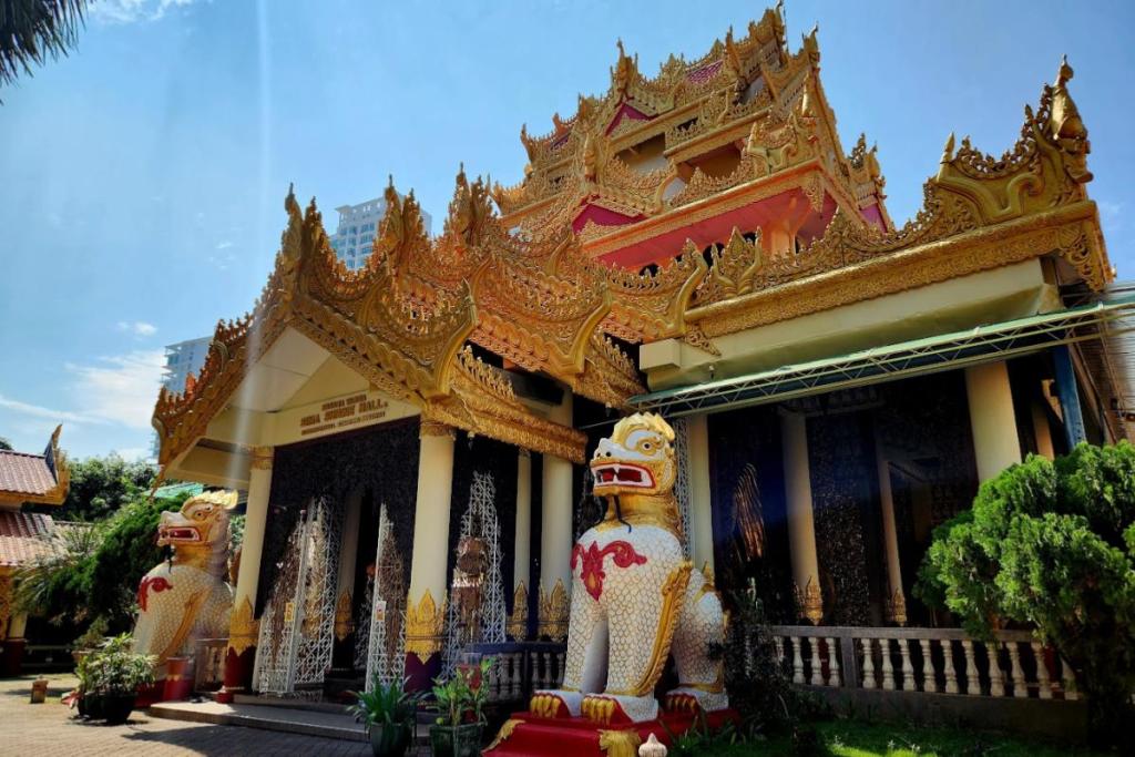 Chinese New Year 2024 in Malaysia: Embracing the Year of Wood Dragon 6 cny 1