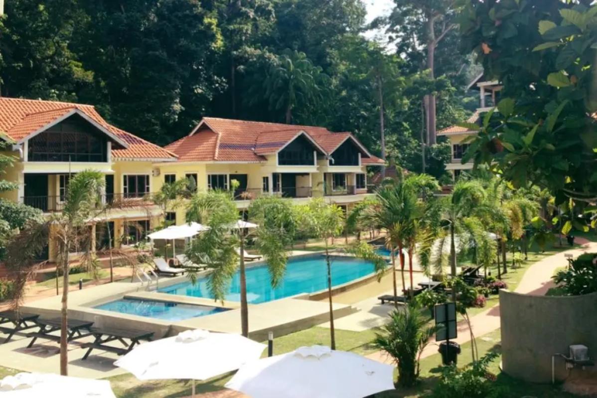 Top 10 Budget Beach Resort Hotels Below RM200 in Pangkor 2025 3 Anjungan-Resort-view-2