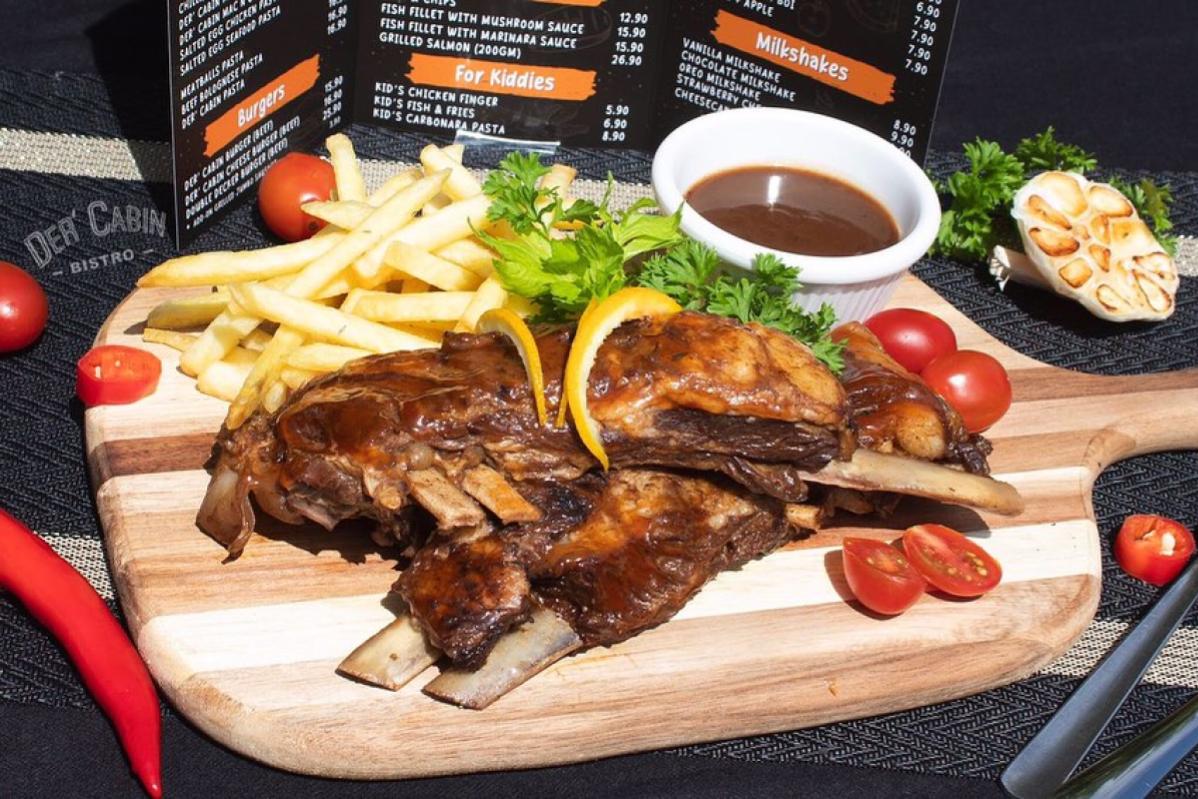 Top 10 Best Western Food Restaurants in Johor 2025 7 Der-Cabin-Bistro-food