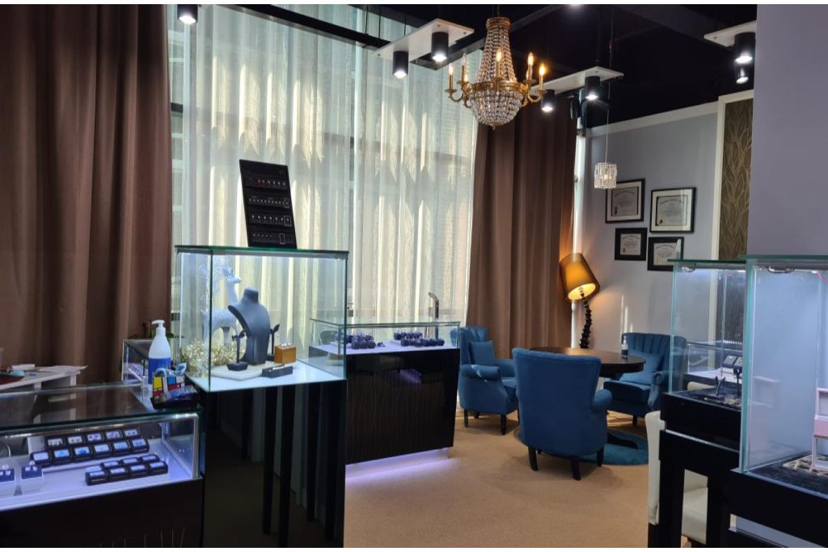 Top 10 Best Jewellery Shops in Malaysia 2025 6 Eumayco-Jewellery-Sapphire-Ring