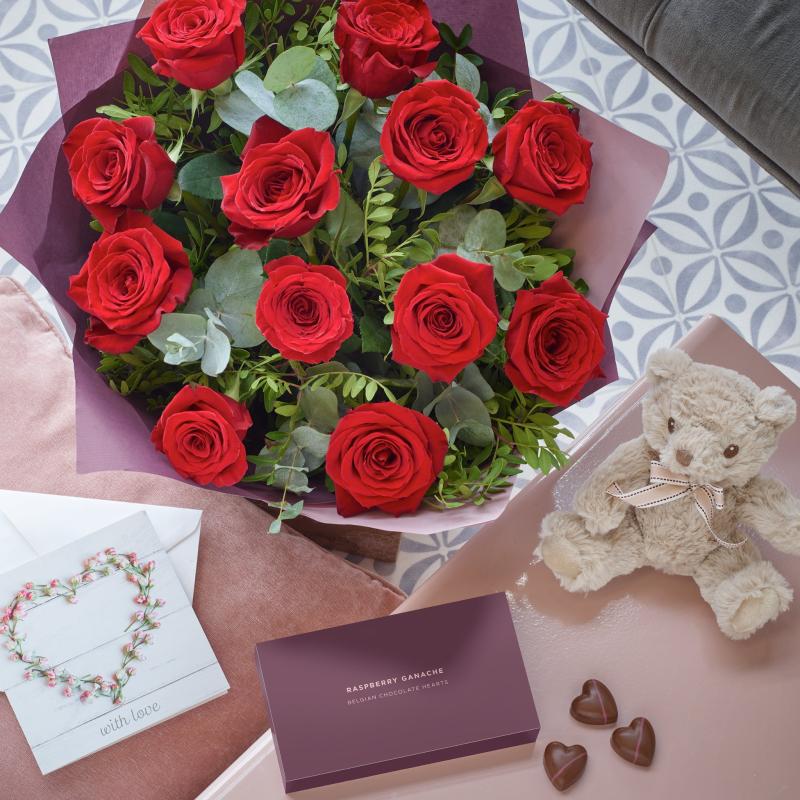 Top 100 Best Valentine’s Day Wishes in Malaysia 2025 2 Gifts-for-Valentines-Day