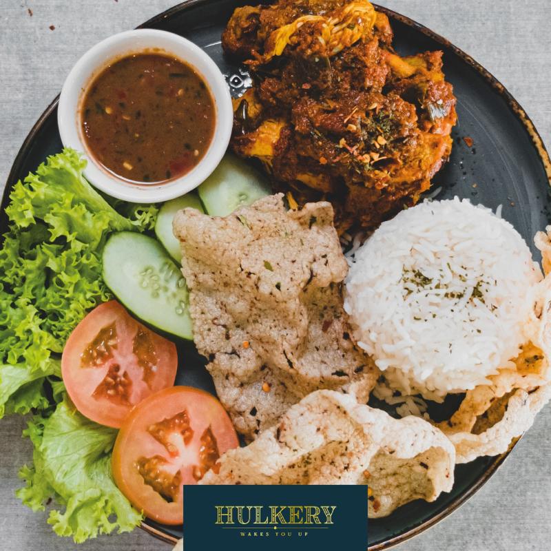 Top 10 Best Cafes in Bukit Jelutong 2025 19 Hulkery-Cafe-chicken-dish