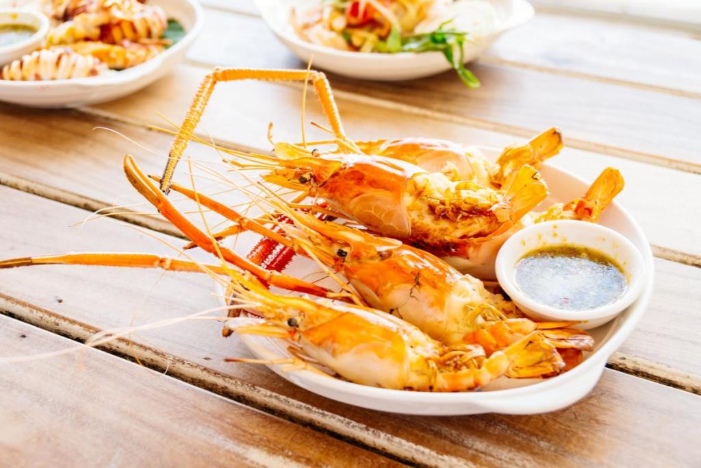 Top 10 Traditional Food for Chinese New Year 2025 in Malaysia: Year of the Dragon 23 Prawn 虾 Happiness 1