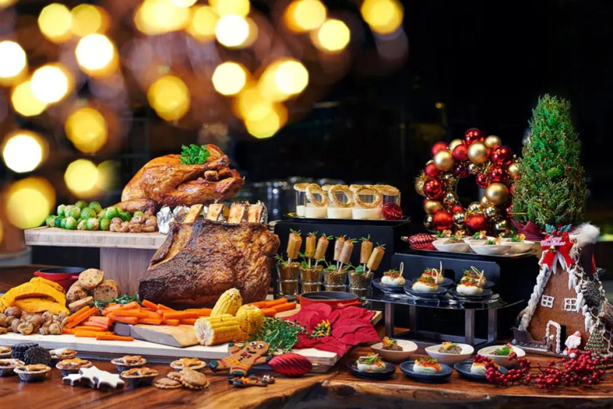 Top 6 Best Christmas Dinner Buffets in KL & PJ 3 food on table