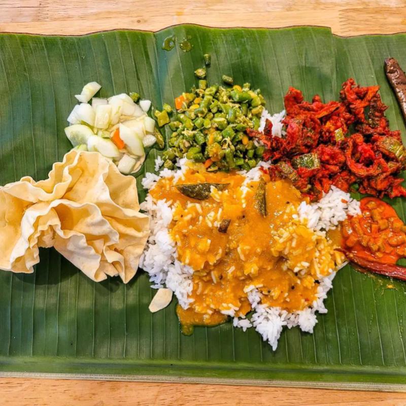 Top 10 Best Cheap Food Below RM30 in Bangsar 2025 7 Sri-Nirwana-Maju-banana-leaf-rice